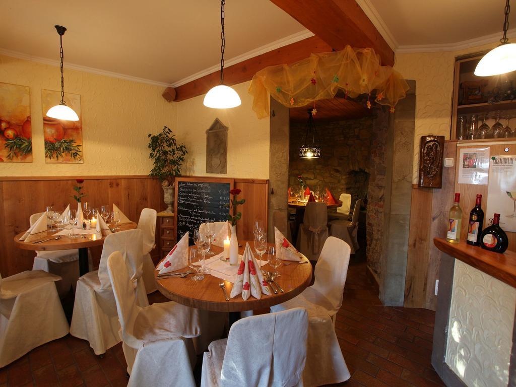 Worners Schloss Weingut & Wellness-Hotel Prichsenstadt Exterior photo